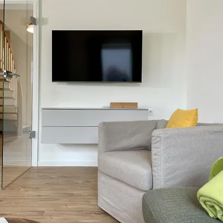 Holiday home Am Kutterhafen 26 - Nordsee-loft Fedderwardersiel
